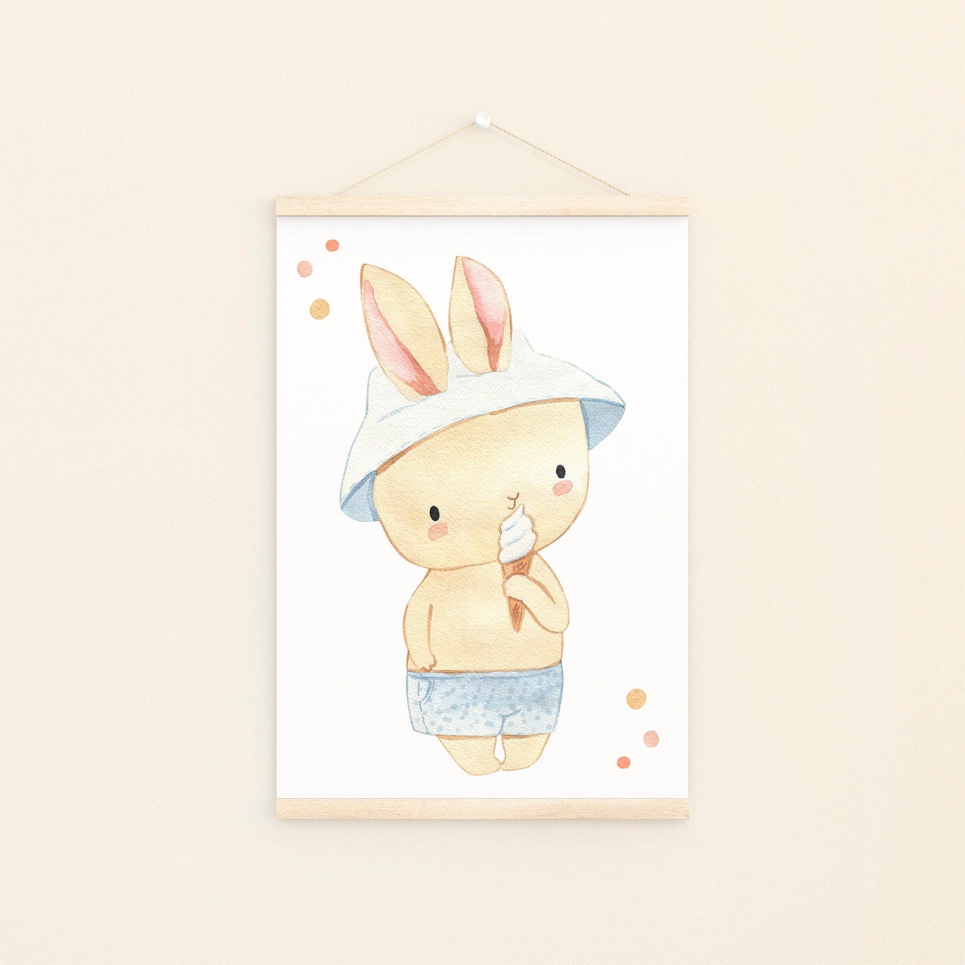 Poster Hase mit Eis A4 & A3 Handgemaltes Kinderposter : Hase, der ein Eis isst. Perfekt für Kinderzimmerdeko. Gedruckt auf hochwertigem 300g Naturpapier. An Bildleiste