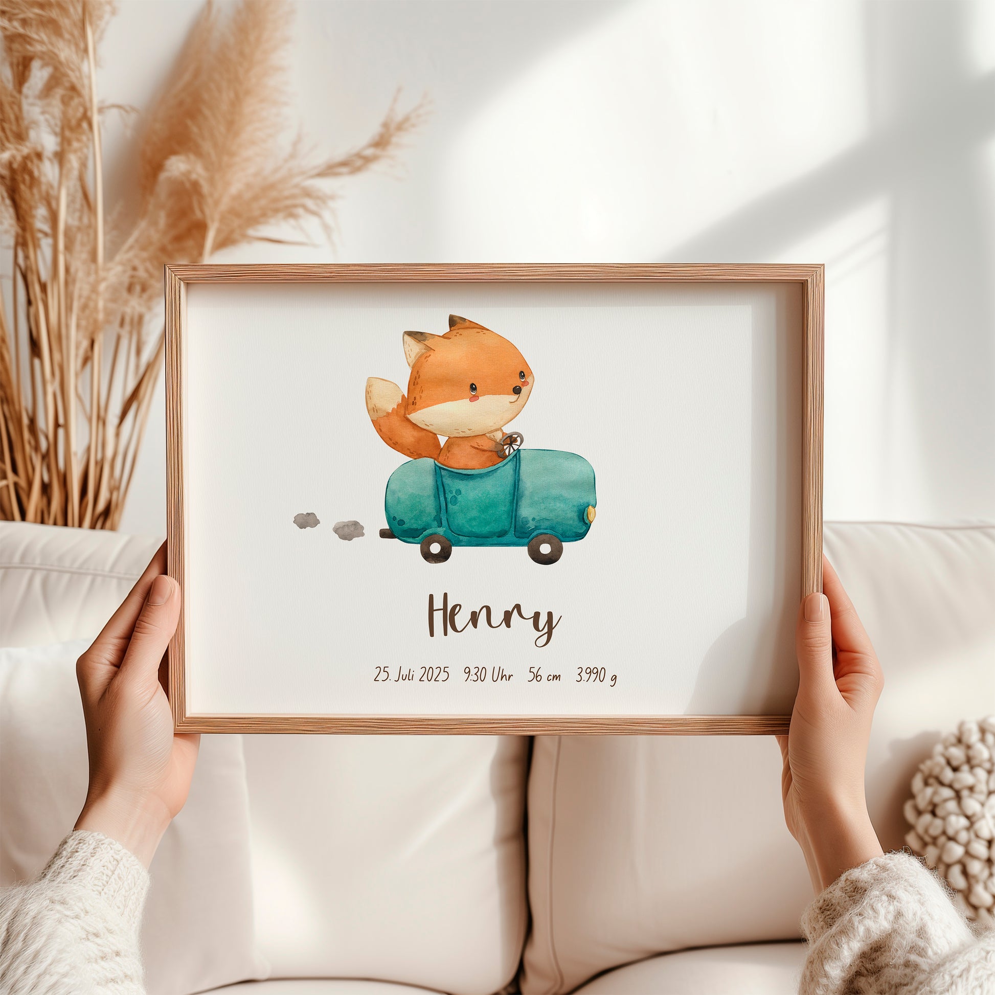 Geburtsposter Fuchs & Rennauto personalisiert A3 & A4 zeigt Aquarellfuchs im Auto, Name Henry und Geburtsdaten. Perfekt für Kinderzimmer-Dekor oder Geschenk.