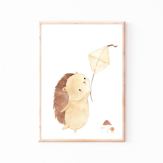 Poster Igel mit Drachen A4 & A3: Aquarell eines niedlichen Igels mit Drachen, ideal als Kinderzimmerdekoration, gedruckt auf hochwertigem, mattem Naturpapier.