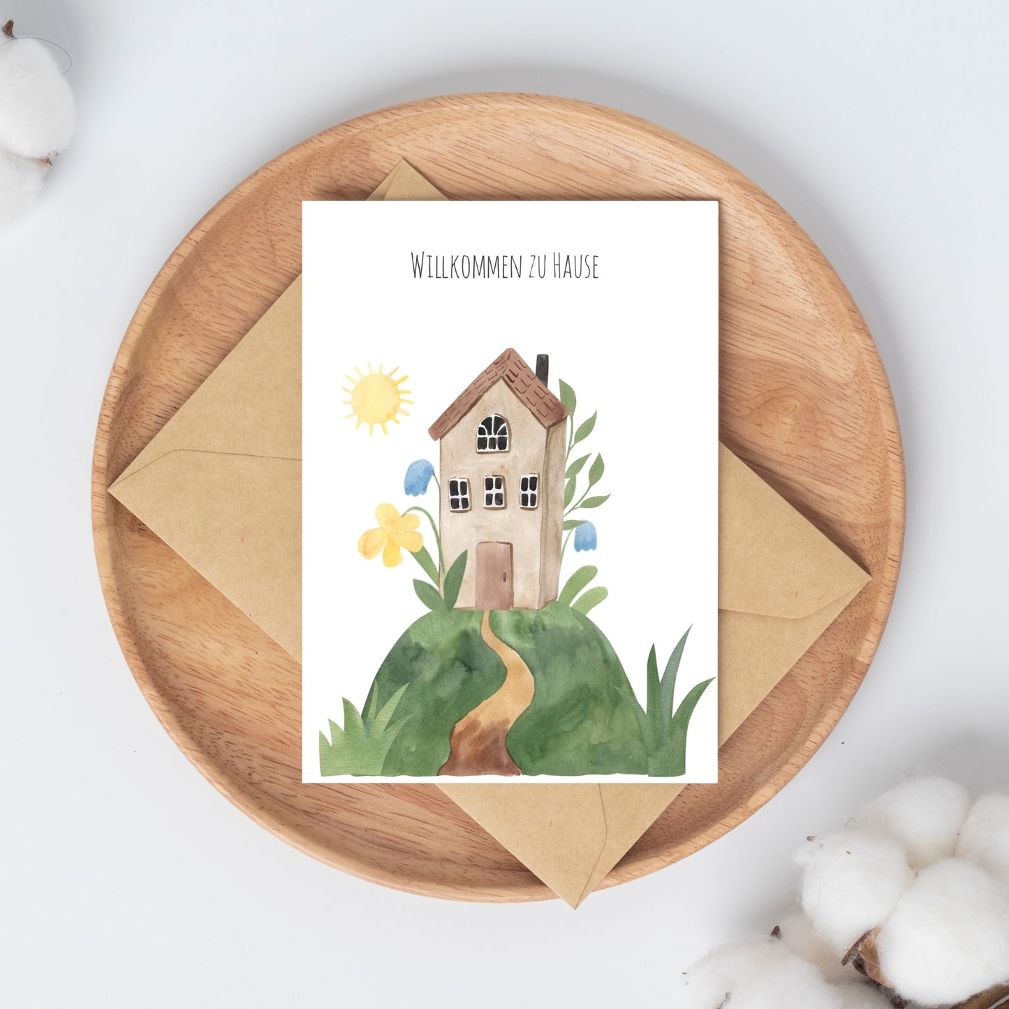 Postkarte mit Aquarellmotiv: Hause auf einem Hügel, gedruckt auf hochwertigem, mattem 300g Naturpapier, Größe A6, beschreibbar und bestempelbar, ideal für Einzug/Umzug. Mit Umschlag