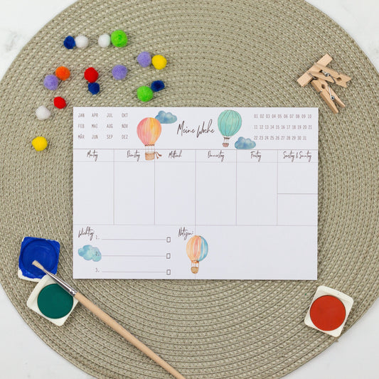 Wochenplaner Heißluftballons A5 Block mit handgemalten Heißluftballons, enthält 50 Blätter für Termine, To-dos und Notizen. Leimblock zum Abreißen.