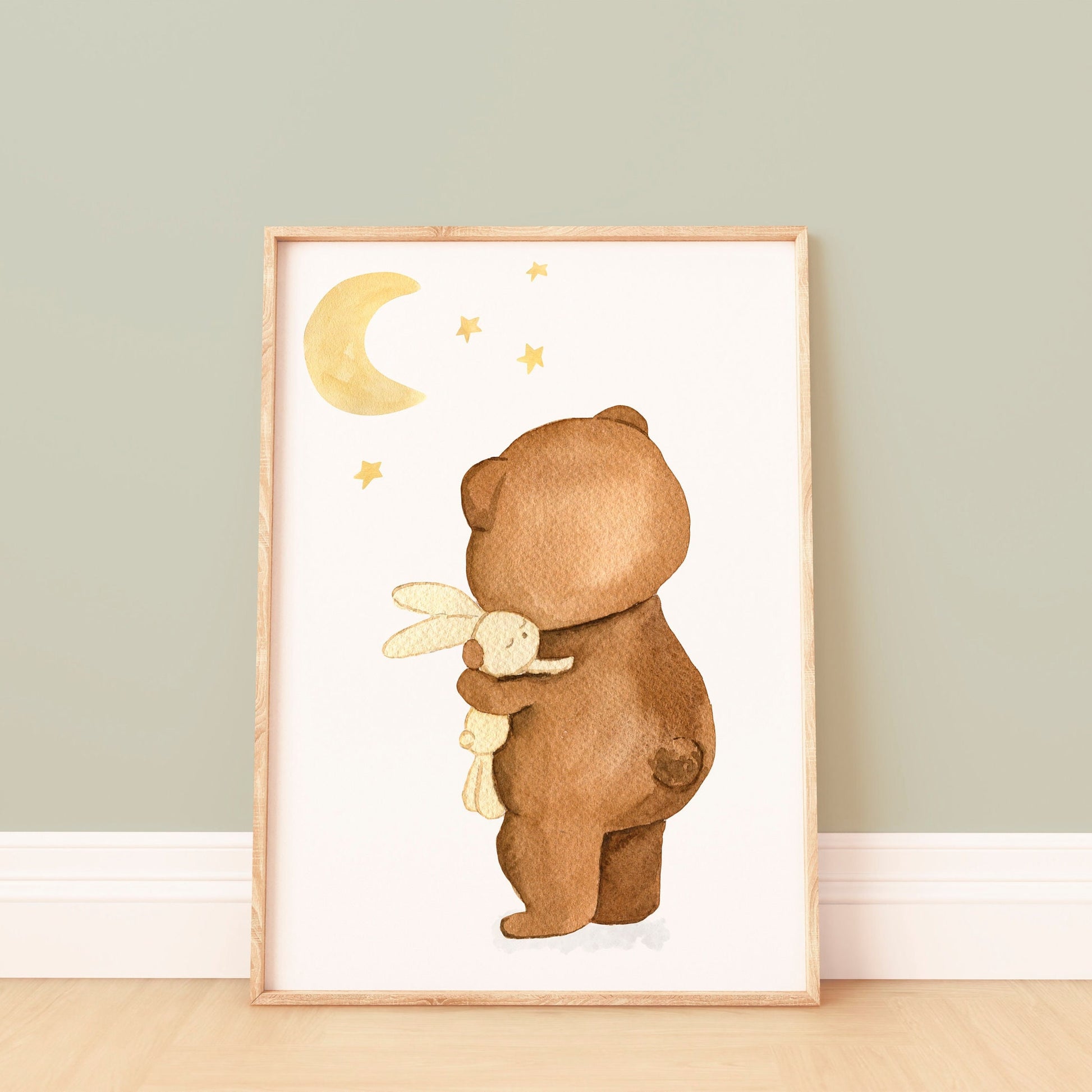 Poster Bär mit Kuscheltier A4 & A3: Ein handgemaltes Poster, Bär, der ein Kuscheltier umarmt. Perfekt als Kinderzimmerdeko oder Geschenk.