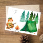 Postkarte Karte Fuchs & Camping A6 mit Aquarellzeichnung von Fuchs, der Gitarre spielt, neben einem Zelt. Hochwertiges Naturpapier, rückseitig beschreibbar.
