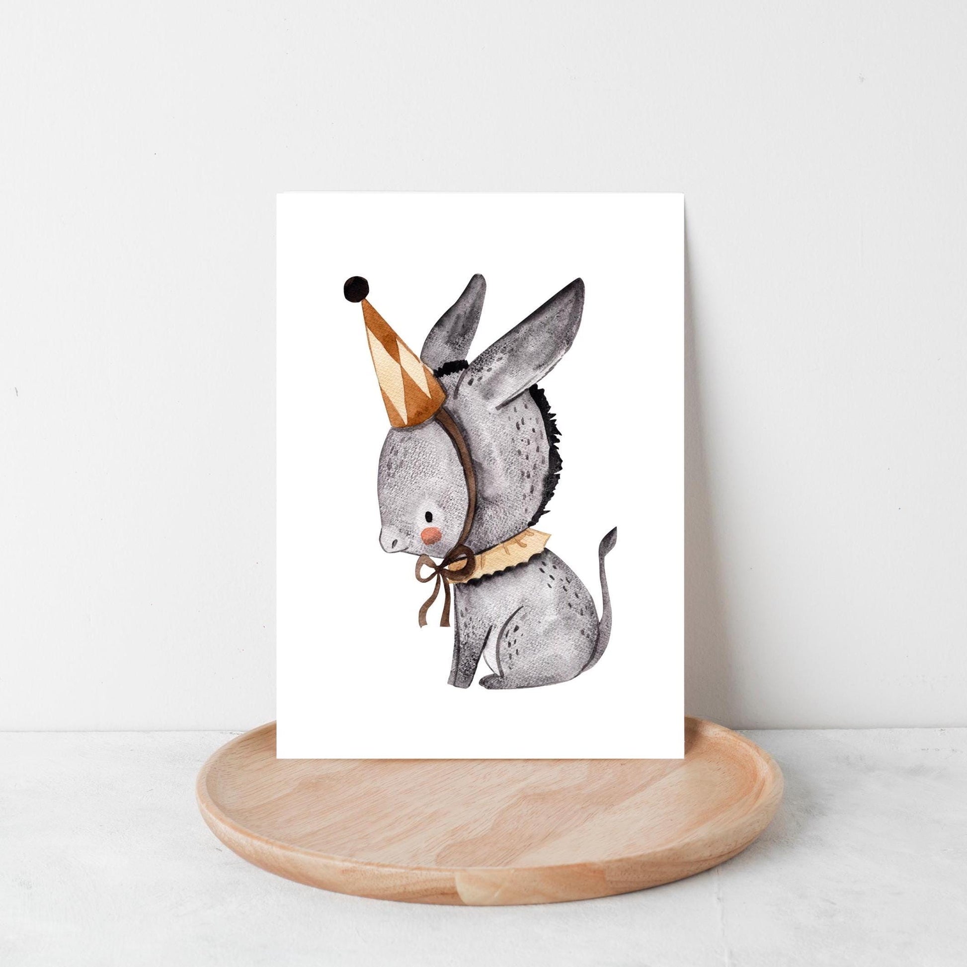 Karte Esel Vintage A6 zeigt einen Esel mit Partyhut, kunstvoll gezeichnet im Vintage-Stil, ideal für Gruß- oder Glückwunschkarten.