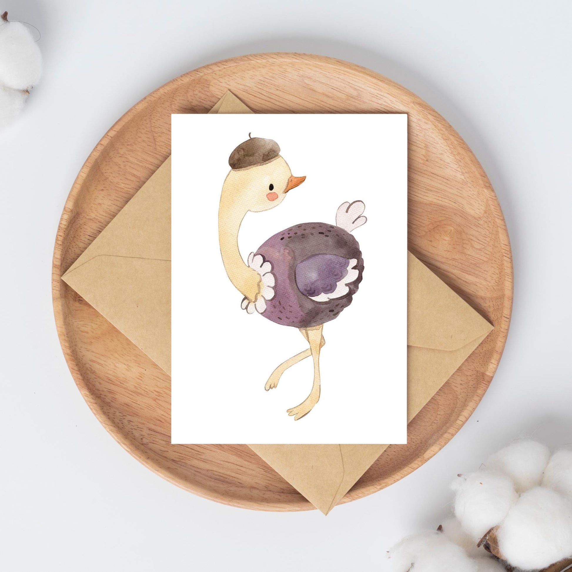 Karte Strauß Vintage A6 mit handgezeichnetem Vogelmotiv, ideal für Glückwünsche, gedruckt auf hochwertigem, stabilem Naturpapier. Perfekt als Grußkarte oder Geschenk.