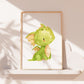 Poster Baby-Drache Hellgrün A3 & A4 zeigt einen niedlichen Babydrachen auf einem Regal. Ideal als Kinderzimmerdeko auf hochwertigem Naturpapier.
