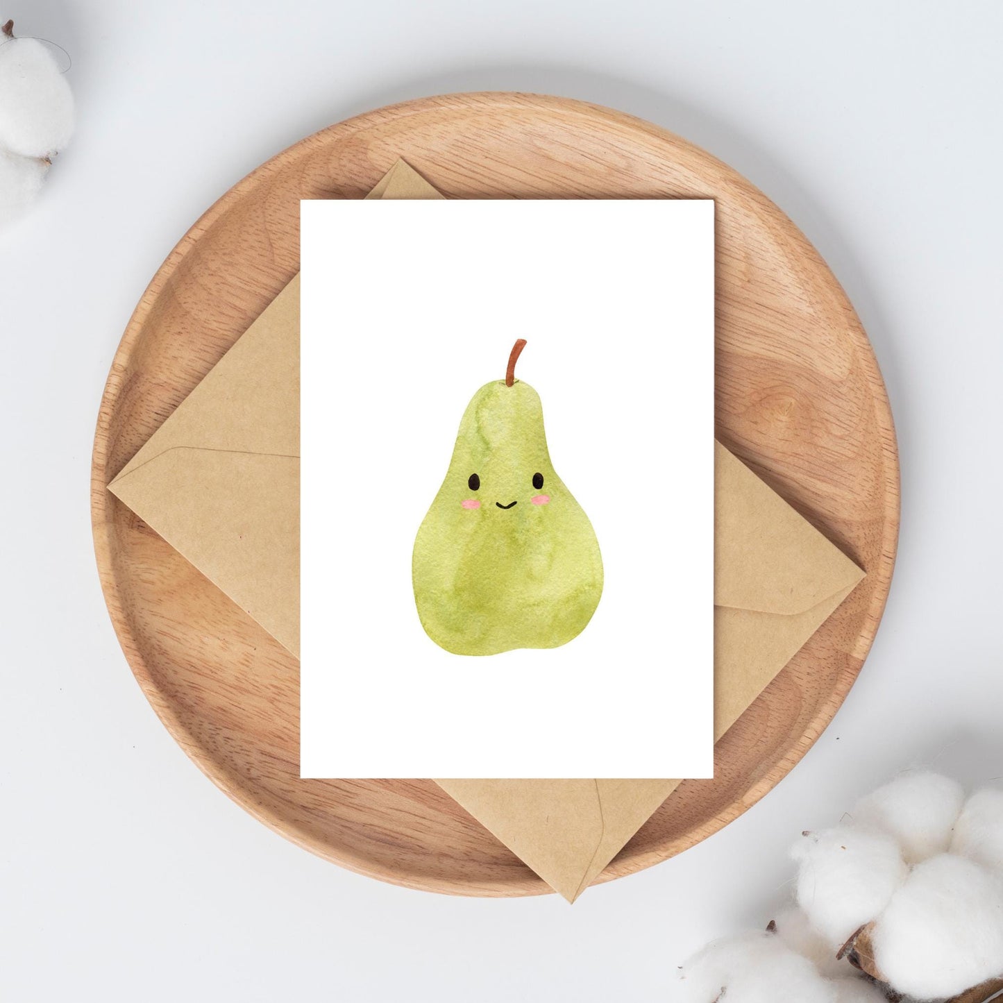 Postkarte Karte Birne A6, mit süßem Birnenmotiv, gedruckt auf mattem 300g Naturpapier, ideal für Grüße oder als Dekoration in einem Rahmen. Größe A6.