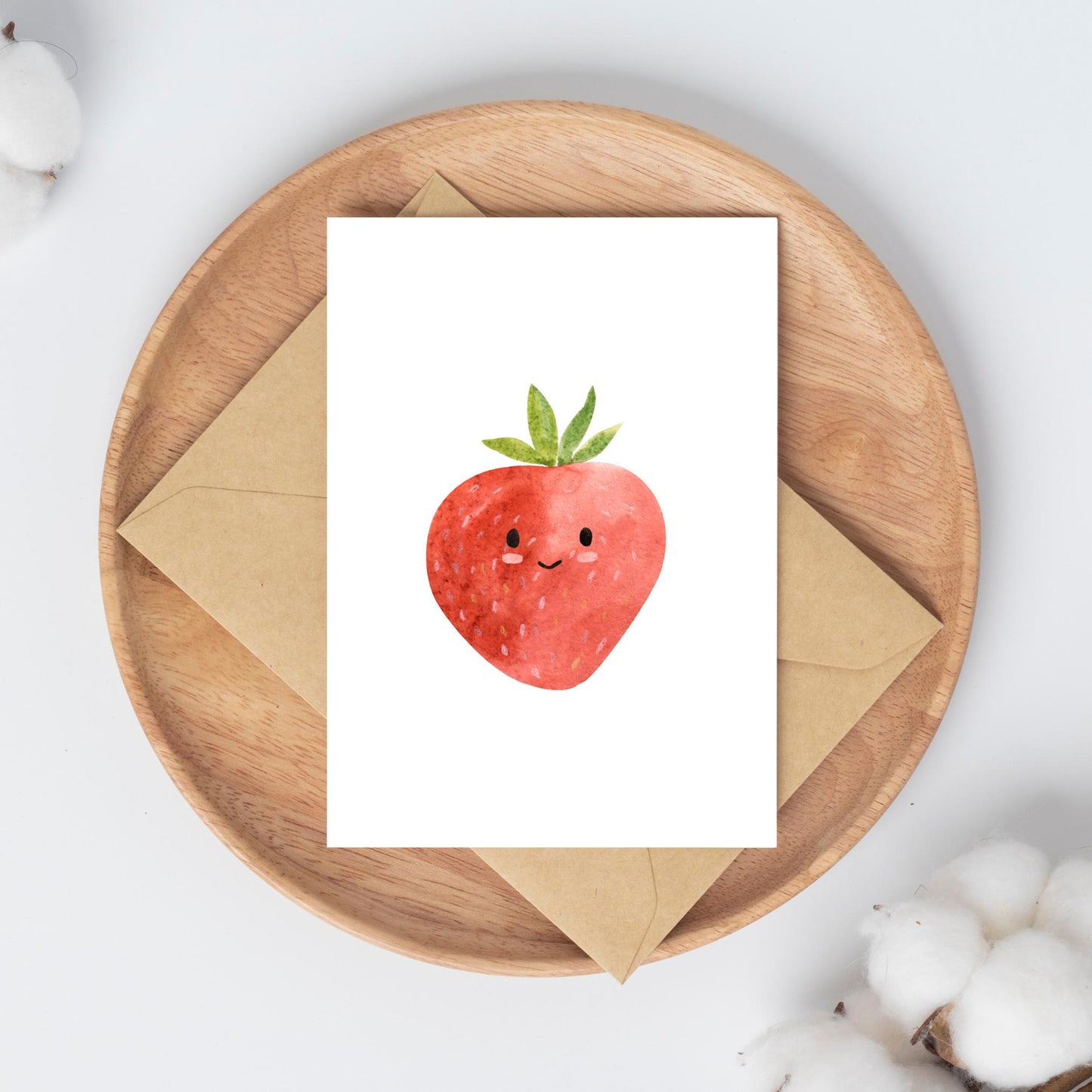 Postkarte Karte Erdbeere A6 mit süßem Erdbeermotiv, auf hochwertigem, mattem 300g Naturpapier gedruckt. Rückseite beschreibbar. Größe A6, perfekt für Grüße.