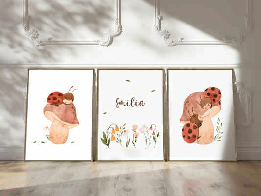 Kleines Glück – personalisiertes Marienkäfer Poster 3er Set